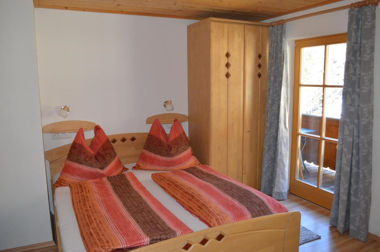 Ferienwohnungen Niederarnigerhof Familie Bauernfeind Kals am Grossglockner Ngoại thất bức ảnh