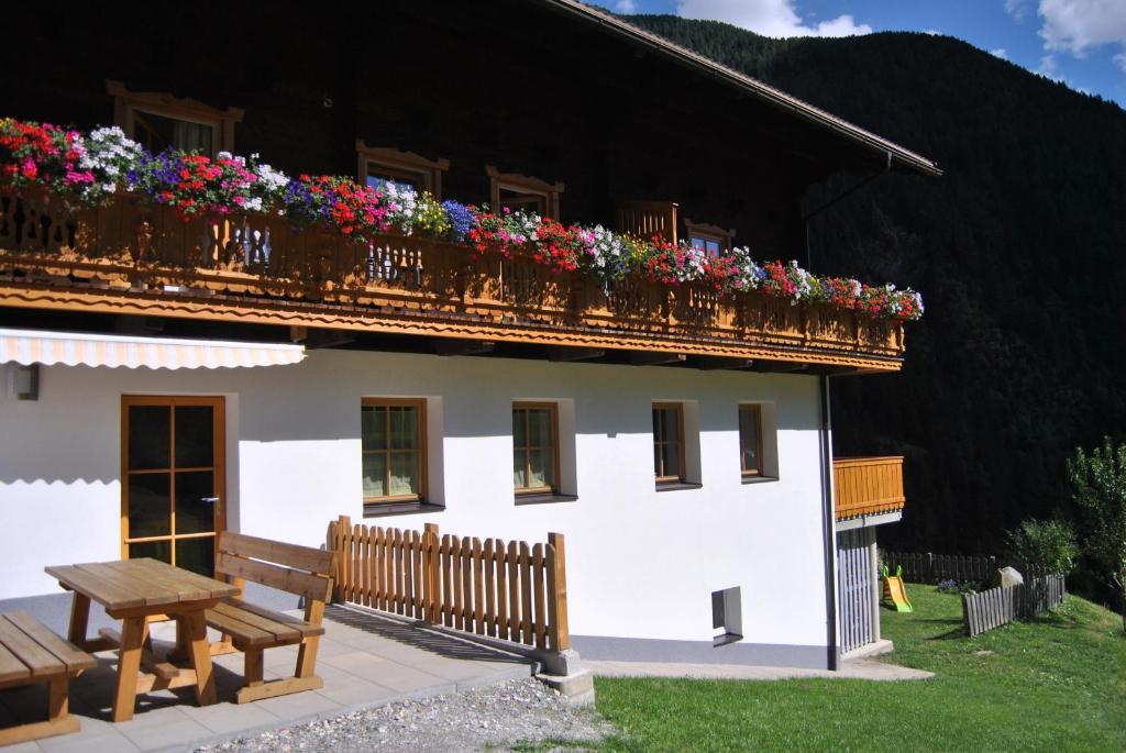 Ferienwohnungen Niederarnigerhof Familie Bauernfeind Kals am Grossglockner Ngoại thất bức ảnh